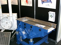 Vibrating Feeder